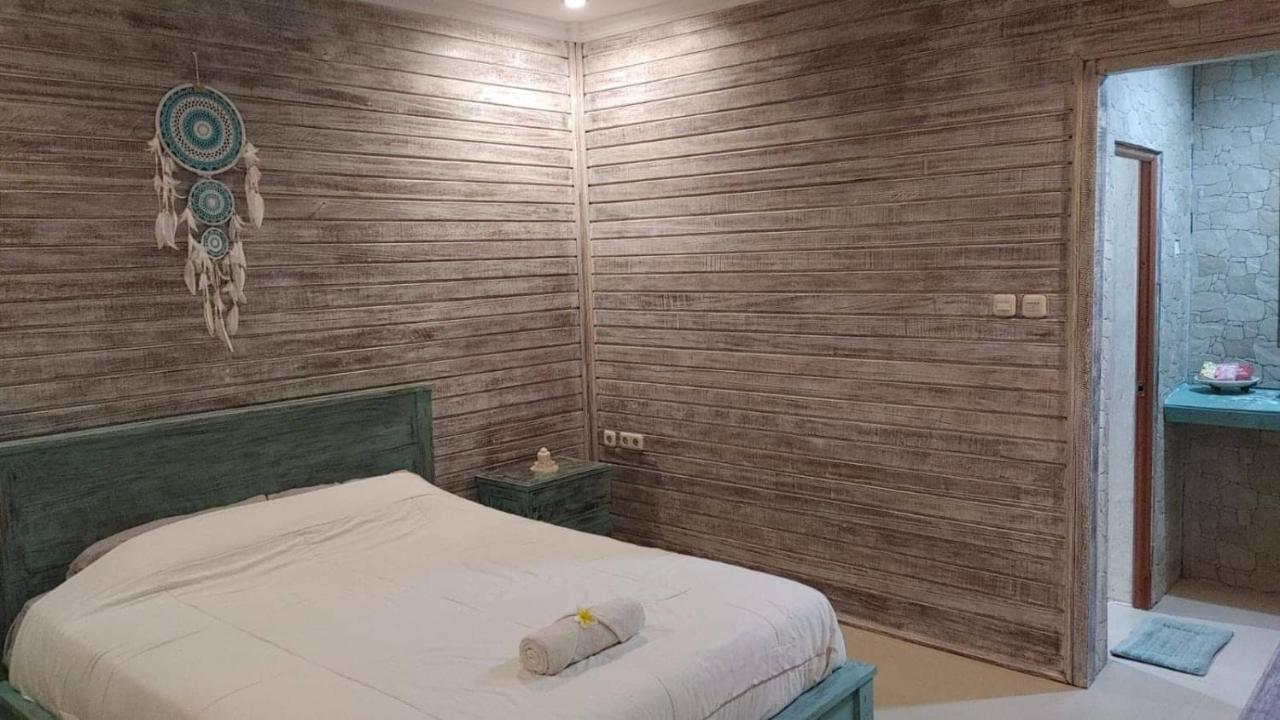 Sarinah Beach - Bistro & Bungalow Batununggul Dış mekan fotoğraf