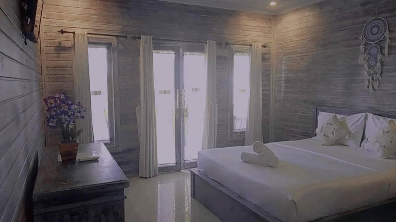 Sarinah Beach - Bistro & Bungalow Batununggul Dış mekan fotoğraf