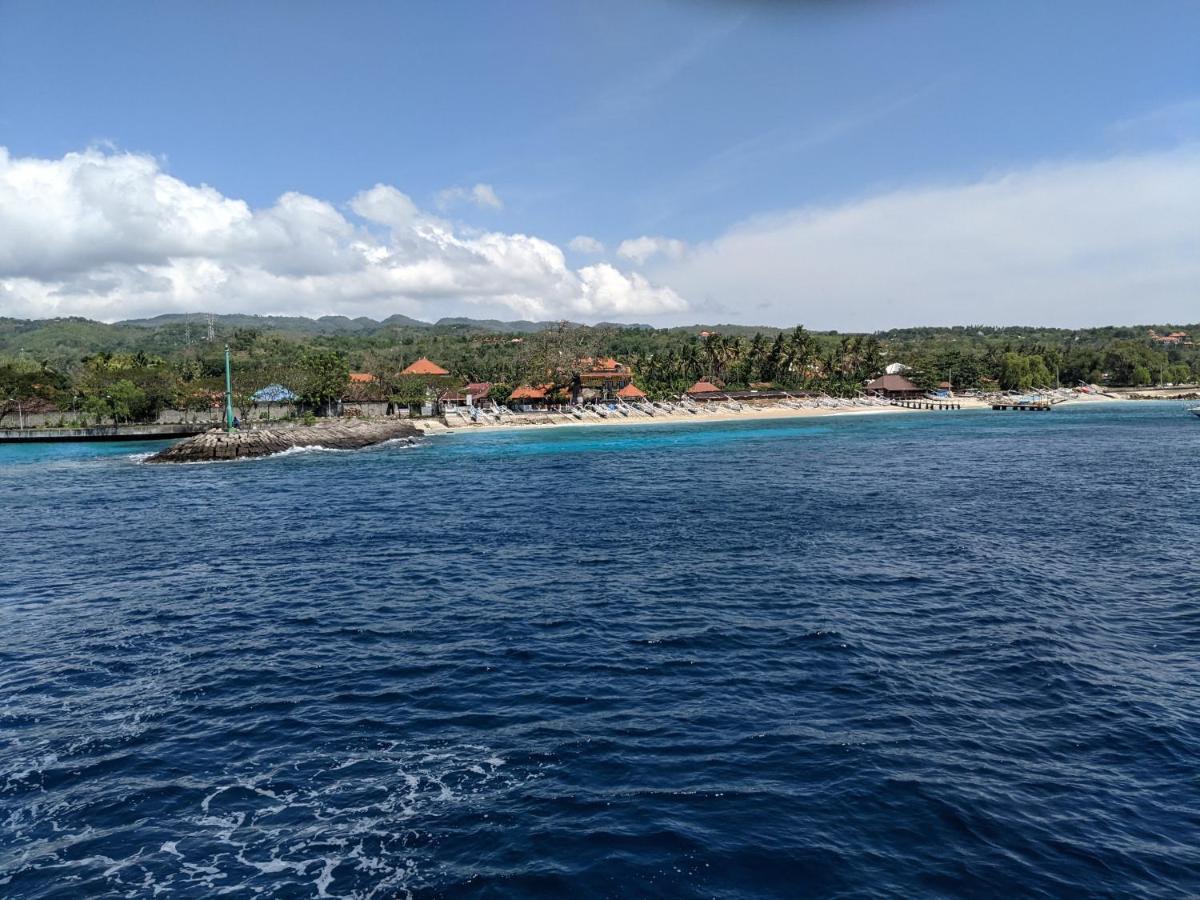 Sarinah Beach - Bistro & Bungalow Batununggul Dış mekan fotoğraf