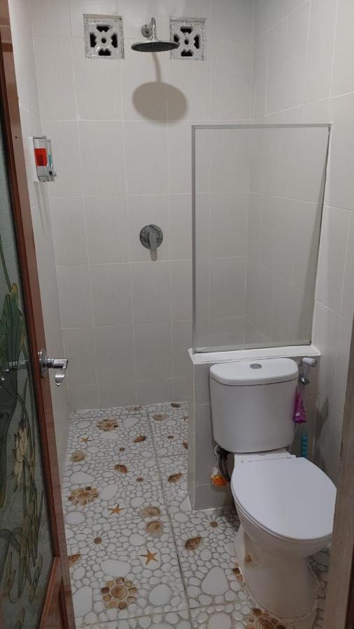 Sarinah Beach - Bistro & Bungalow Batununggul Dış mekan fotoğraf